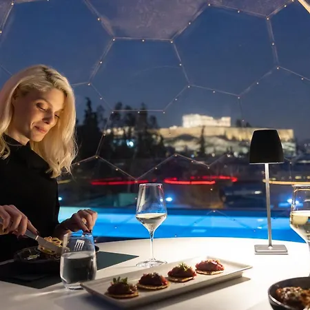 Neoma Hotel 4*